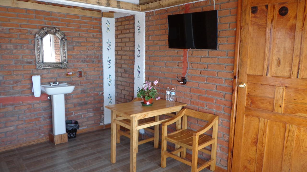 Zirahuen Cuin Habitaciones Rusticas Luaran gambar