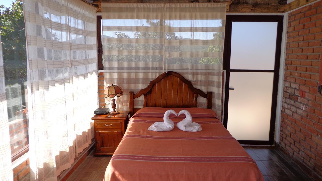Zirahuen Cuin Habitaciones Rusticas Luaran gambar