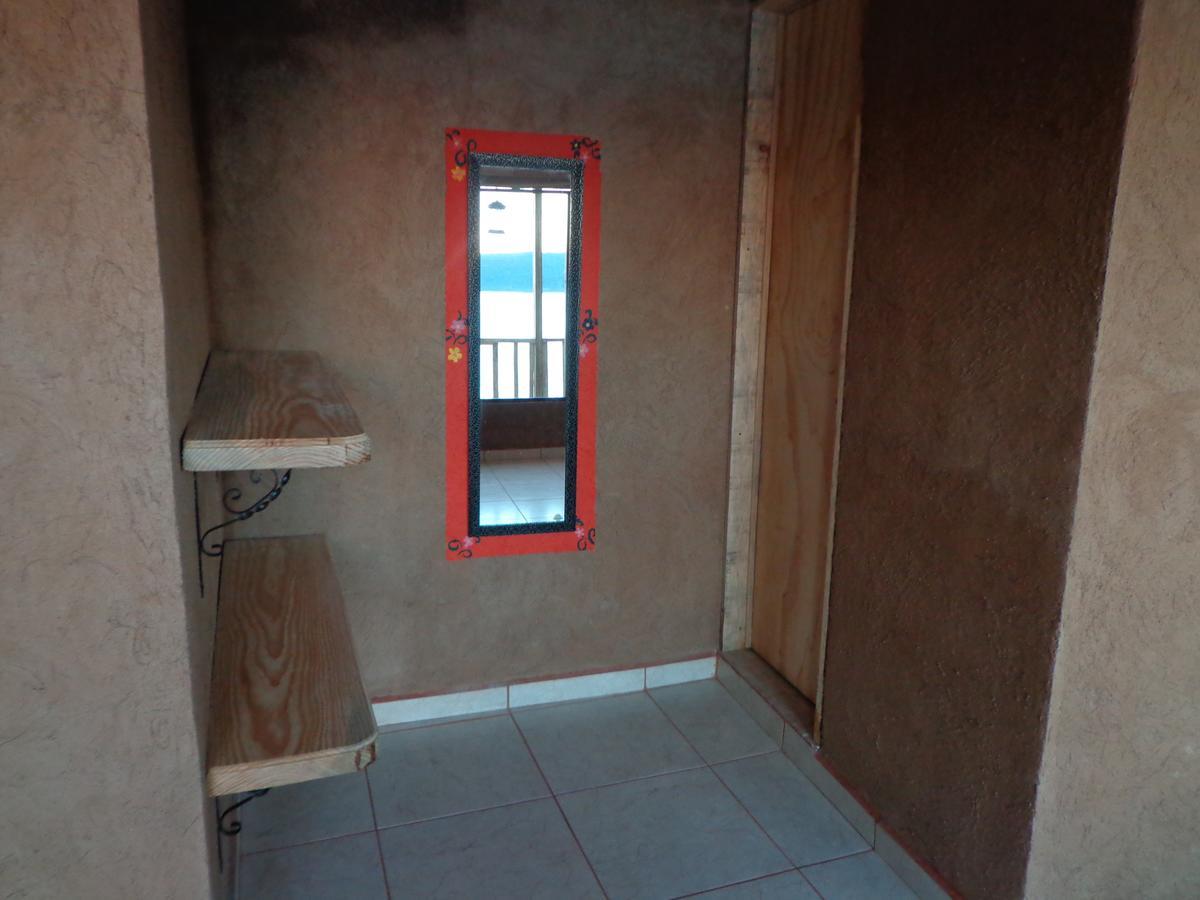 Zirahuen Cuin Habitaciones Rusticas Luaran gambar